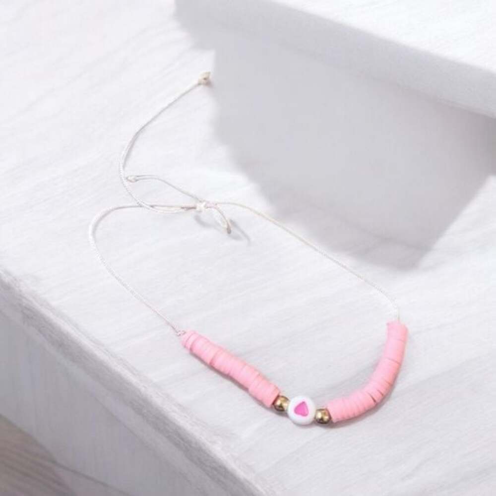 Pink heart bead bracelet